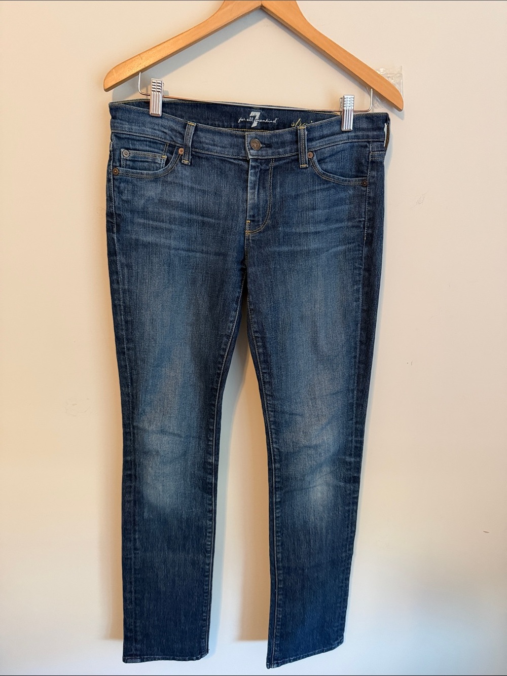 7 For all Mankind Straight Leg Jeans Size 28